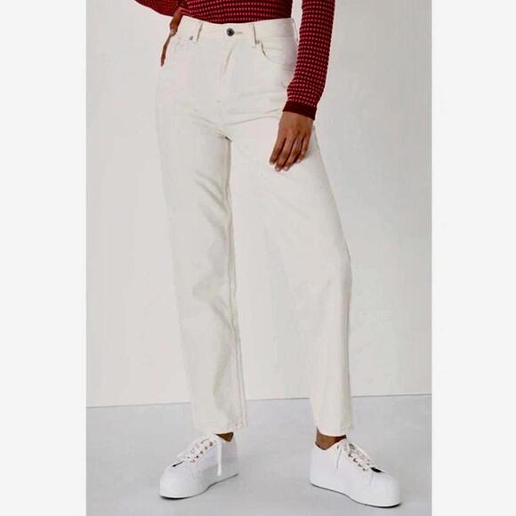 Free People Denim - Free People The Pacifica High Rise Slim Straight Leg Jeans Ivory Size 25”